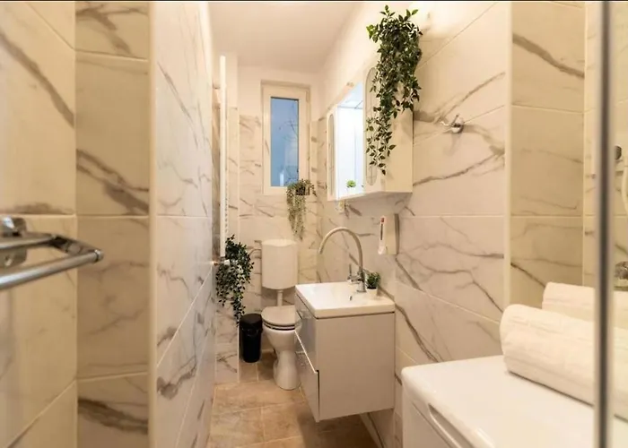 Lejlighed Tiny Haven - Cozy In Piata Romana Bukarest